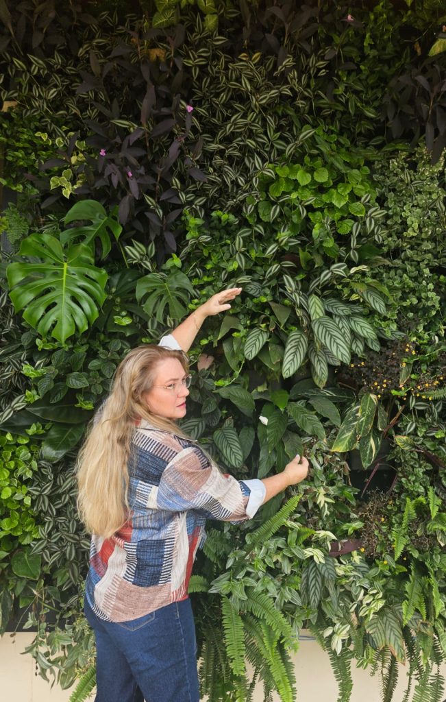 Jardim Vertical com plantas reais